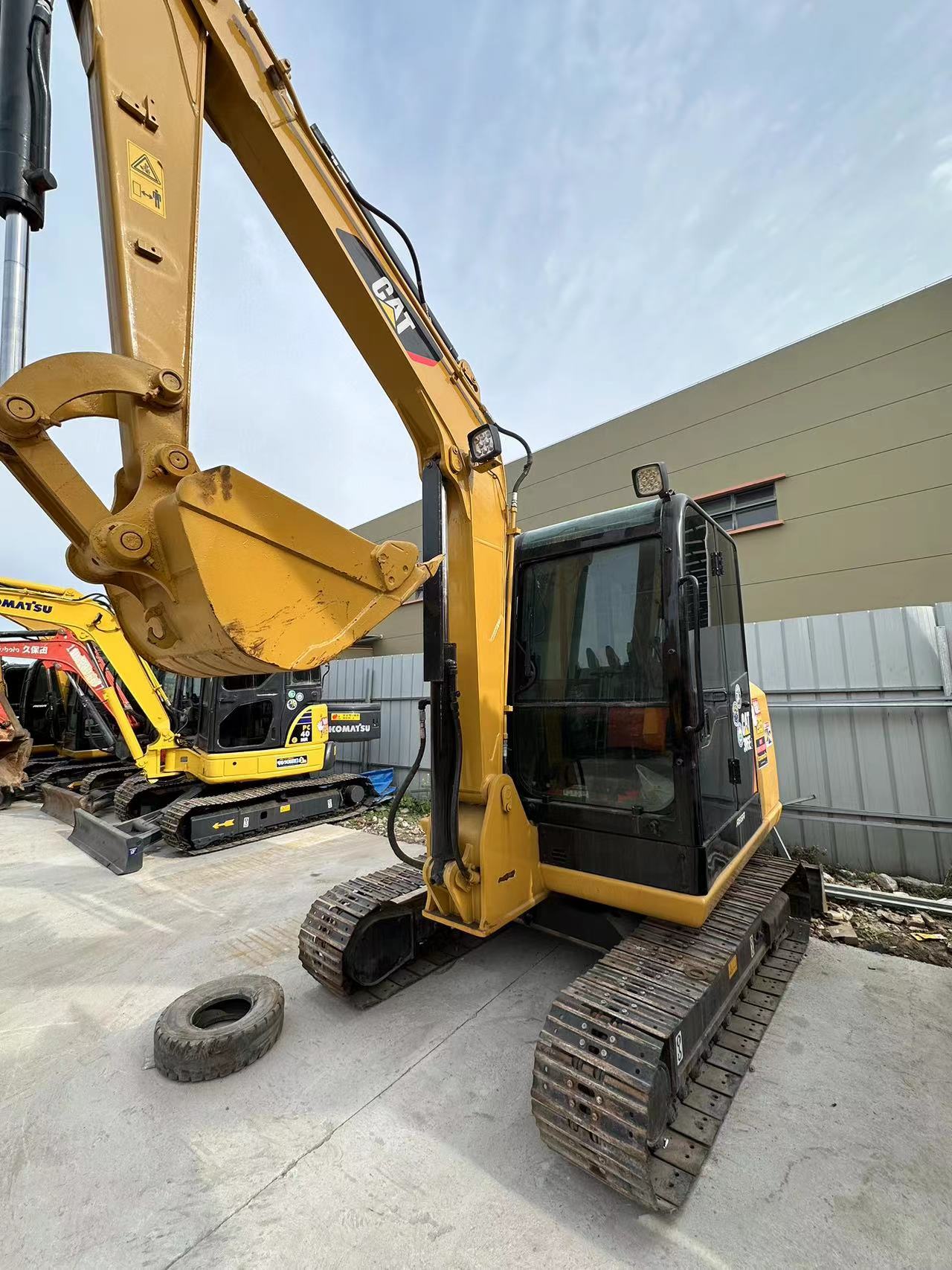 CAT320C (5)