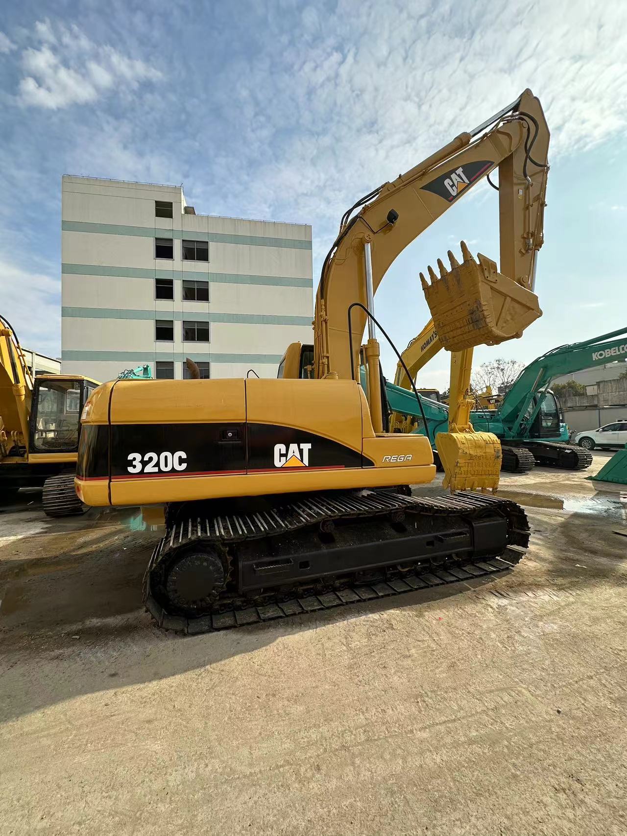 CAT320C (6)